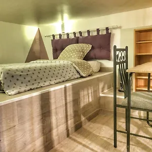  Appartement Loft 5 Places With View On Eiffel Tower France